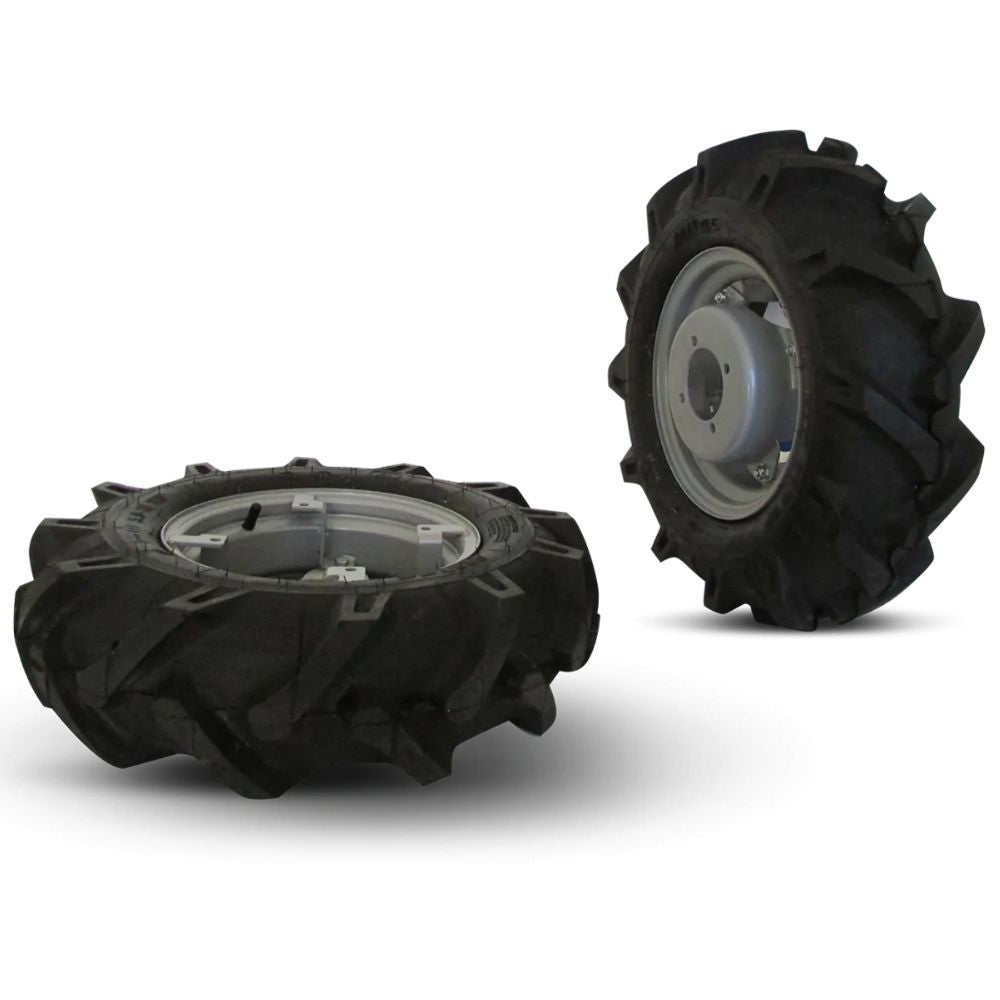 Större hjul till Ferrari tvåhjulstraktor som förbättrar grepp och stabilitet vid arbete på fält