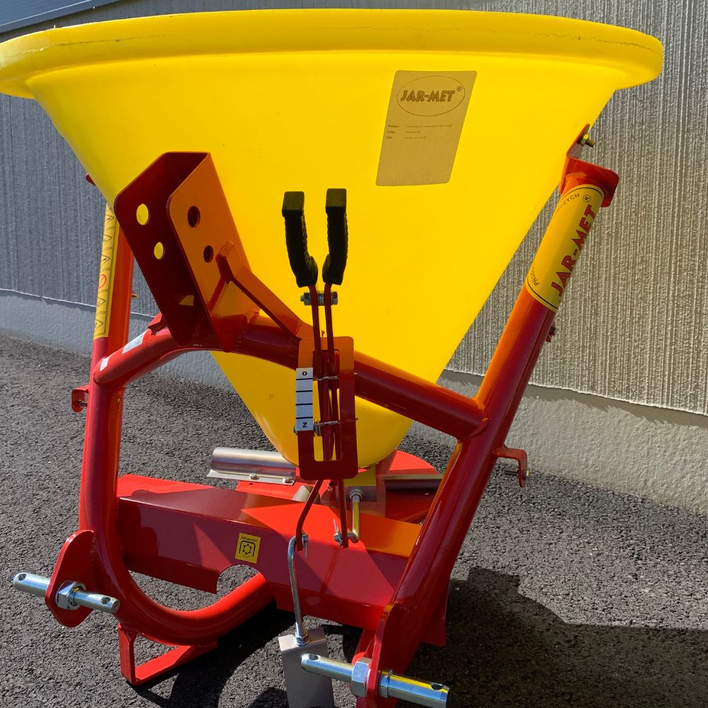 PTO-axelanslutning och ram på konstgödselspridare 300 liter – 540 rpm
