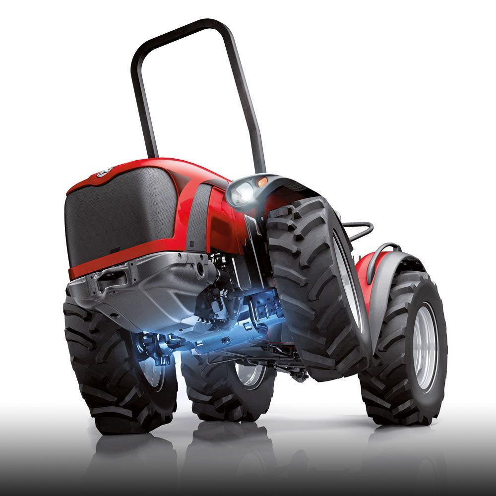 Antonio Carraro Tigre 3800 med ACTIO™ oscillerande chassi och PTO-uttag belyst – konstant dragkraft