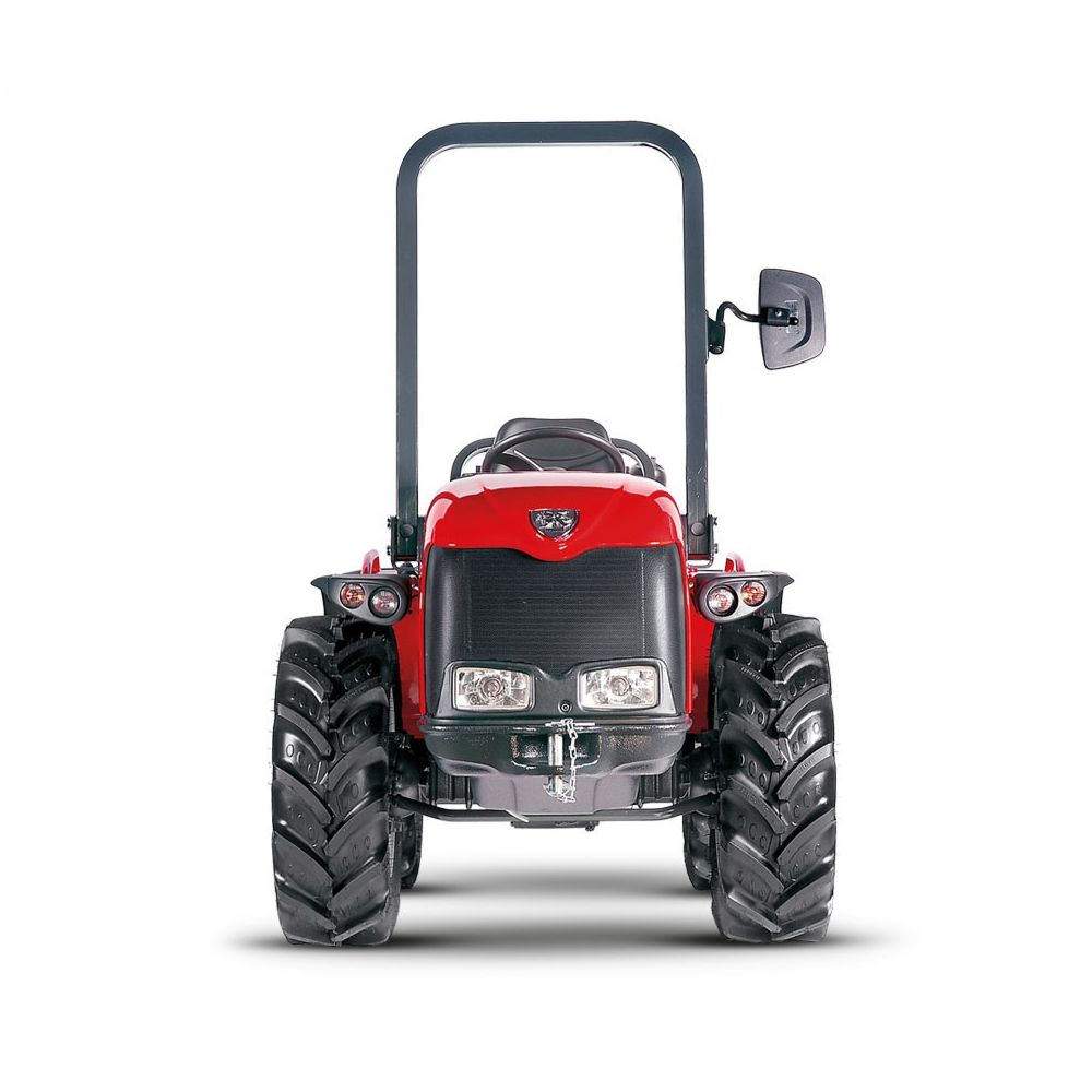 Antonio Carraro Tigre 3800 frontvy med isodiametriska hjul, halogenlykter och integrerad frontbumper