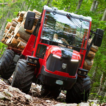 Caron AR 190 i trång passage - perfekt användarvänlighet för skogsarbete