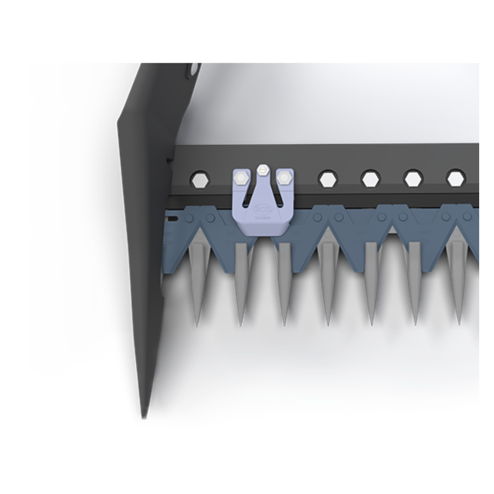 Detaljerad vy av knivar och fingrar på Ferrari Fingerbalk