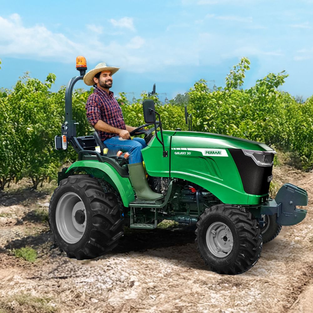 Ferrari Galaxy 35 HY används som vingårdstraktor tack vare sin kompakta bredd och hydrostatiska växellåda.