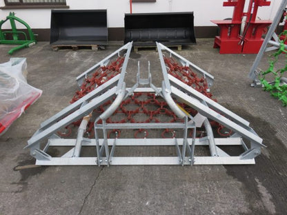 Gräsharv 5 meter med 4 vändbara rader - slät yta och rivare för olika bearbetning