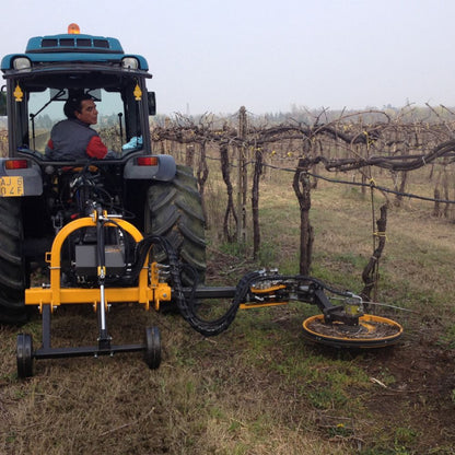 Mira Joystick mellanradshuvud för precision i vinodling och fruktodling
