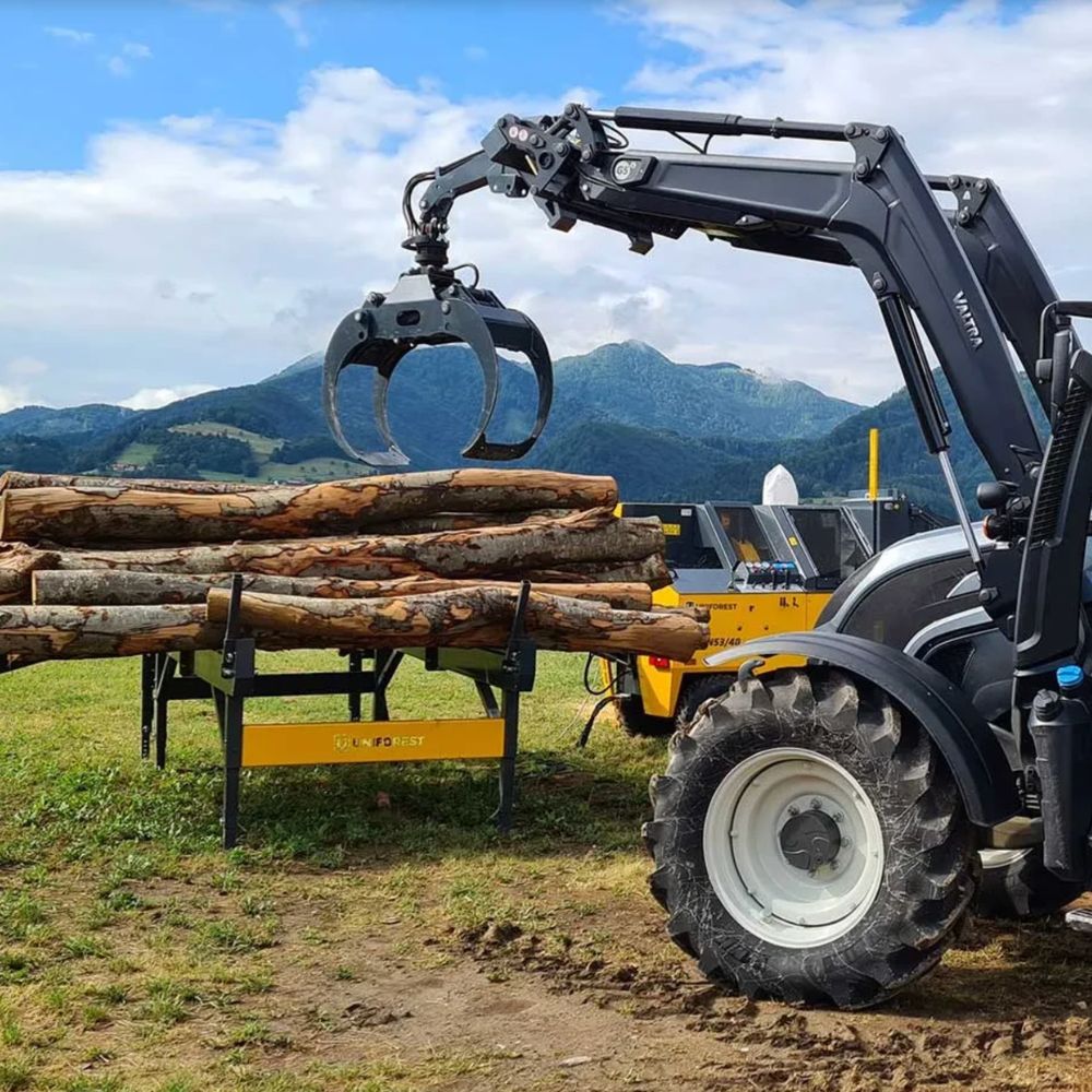 Grip 1500Pro monterad på kran- professionellt skogsarbete