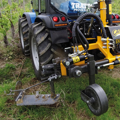 Skyffeljärn 30, 50 och 70 cm monterat på Orizzonti ram för kemikaliefri markbearbetning