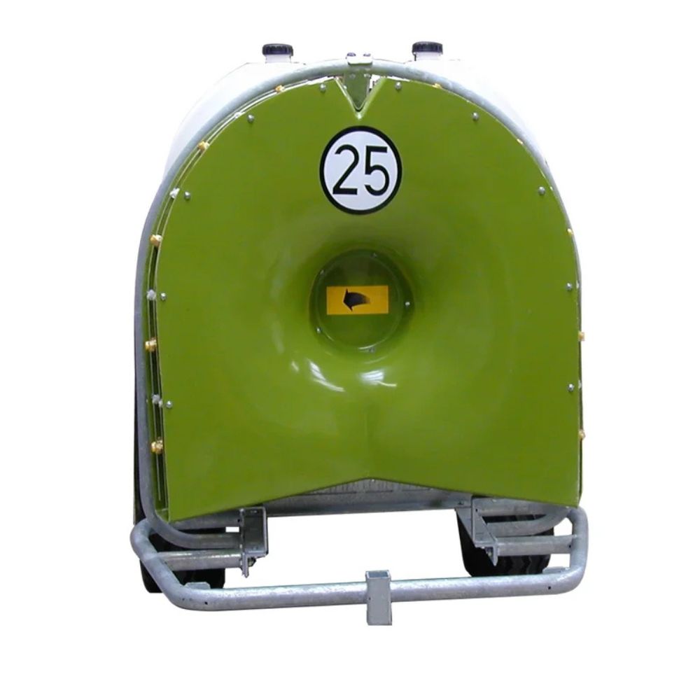 Kraftig fläkt på Zupan bogserad fläktspruta 1500 liter för effektiv spridning