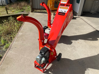 Caravaggi TRX50 flismaskin 220V elmotor i arbete flisar organiskt material