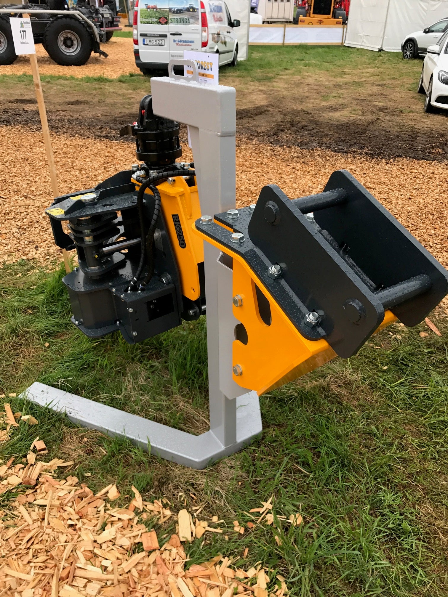 Uniforest RK250 B trädklipp klippblad - kraftfull energiklipp för professionellt skogsbruk